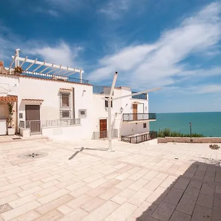 Apartment Romantic In 40 M² With Sea View *